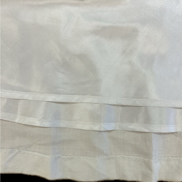 Linen Skirt With Lace Design | Size 16 - Picture 6 of 6